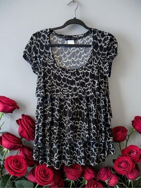 Candy Couture Black & White Print Layered Short Sleeve Top